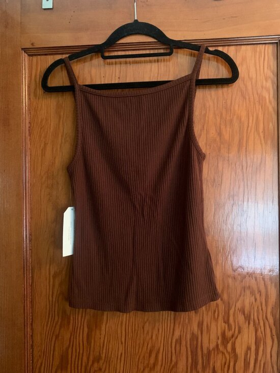 DONNI. Tops - NWT Donni Sweater Rib Tank S